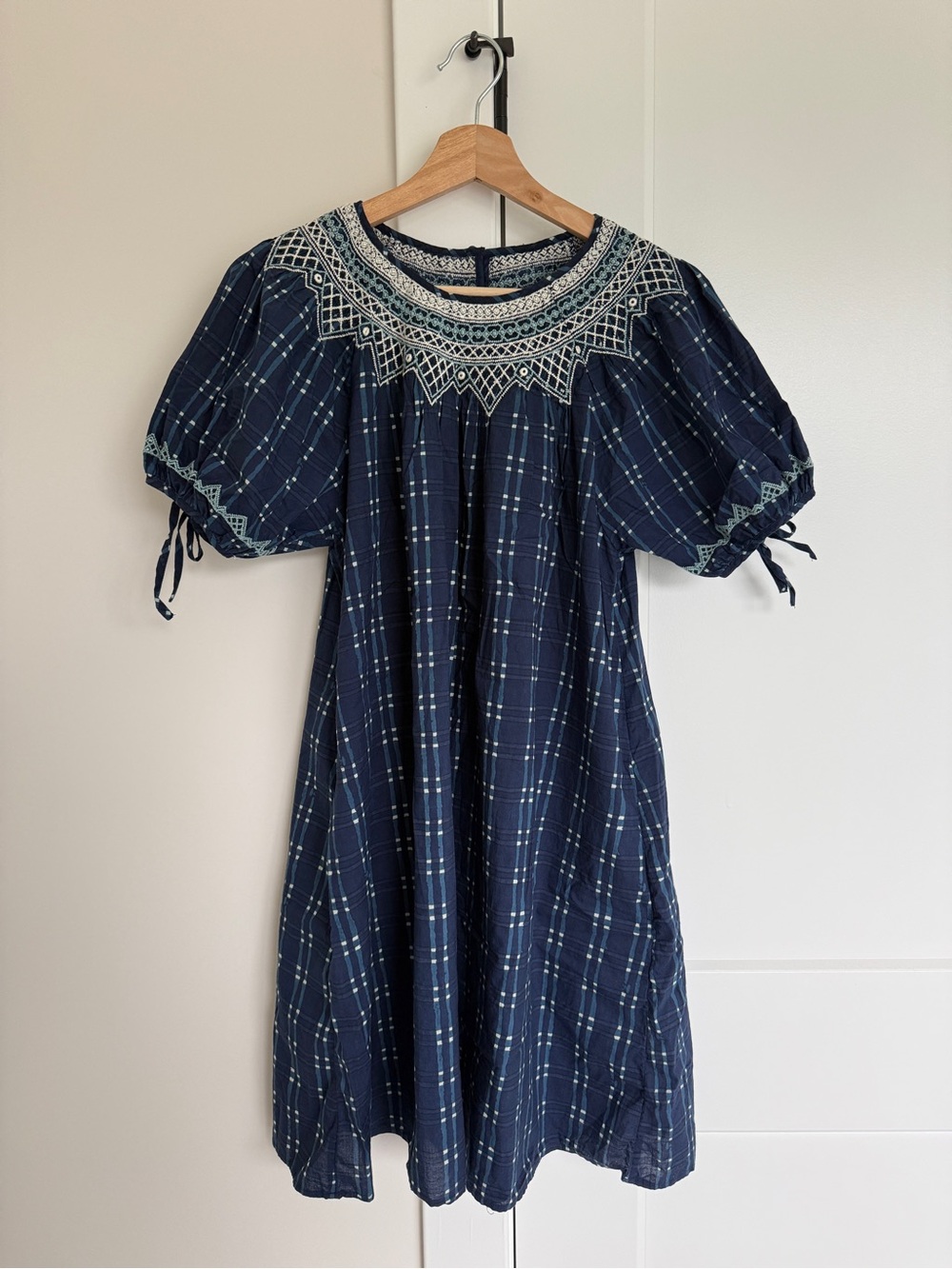 Madewell Embroidered Puff-Sleeve Babydoll Dress in Indigo Plaid - Picture 5 of 9